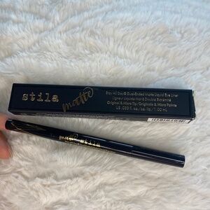 Stila matte eye liner